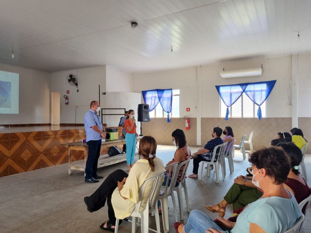 Prefeitura de Caracol ofereceu formação e palestra para servidores da educação com o professor Júlio Furtado