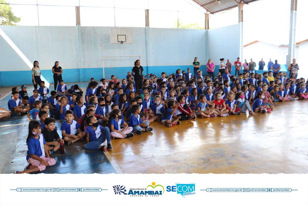 Prefeitura de Amambai inicia entrega de kits escolares a alunos da rede municipal de ensino