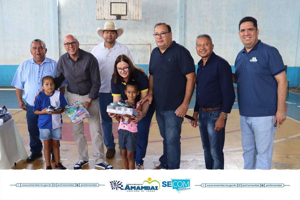 Prefeitura de Amambai inicia entrega de kits escolares a alunos da rede municipal de ensino