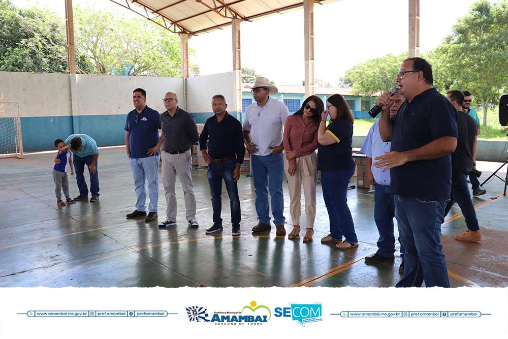 Prefeitura de Amambai inicia entrega de kits escolares a alunos da rede municipal de ensino