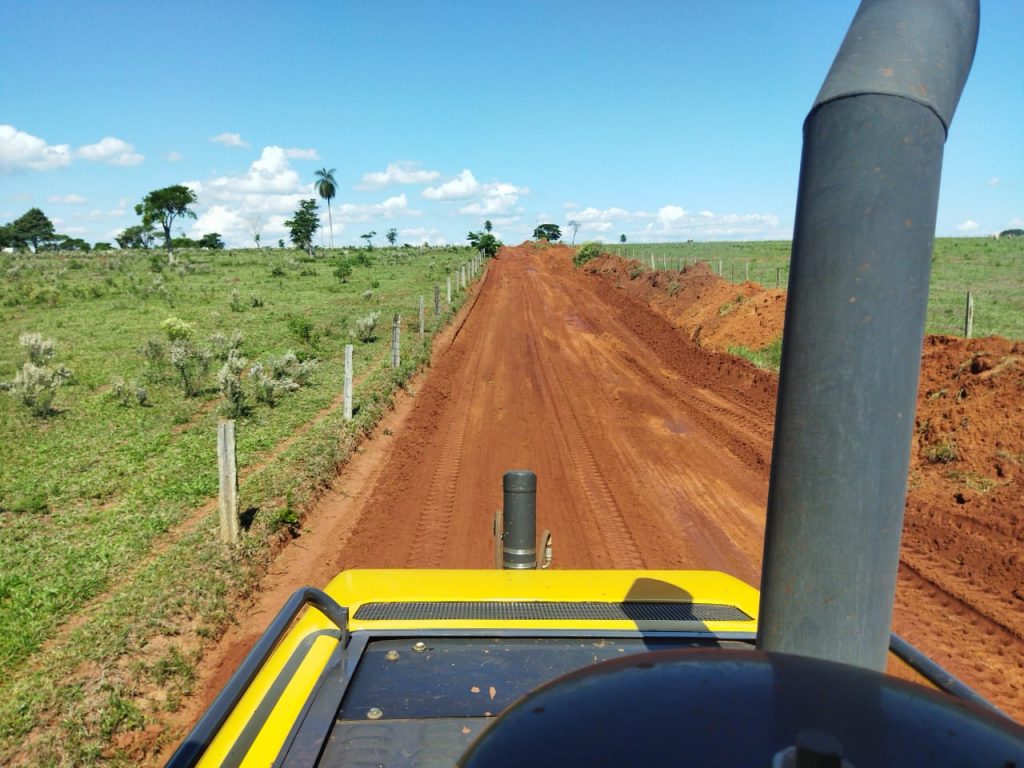 Secretaria de Infraestrutura mantém ritmo acelerado na conservação de estradas em Amambai