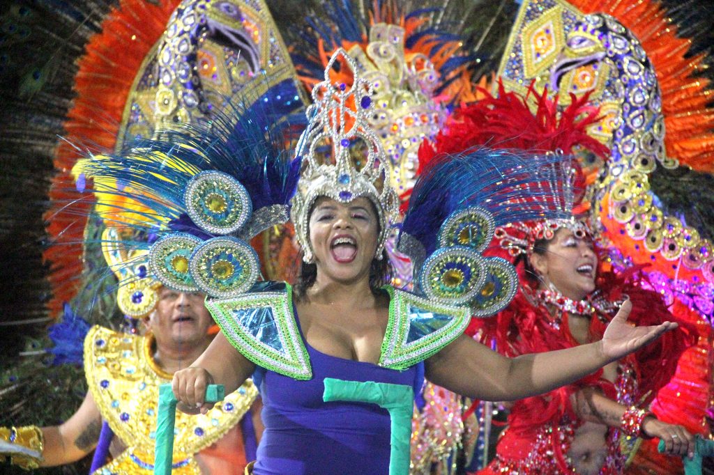 Carnaval corumbaense encerra em clima de romantismo e nostalgia