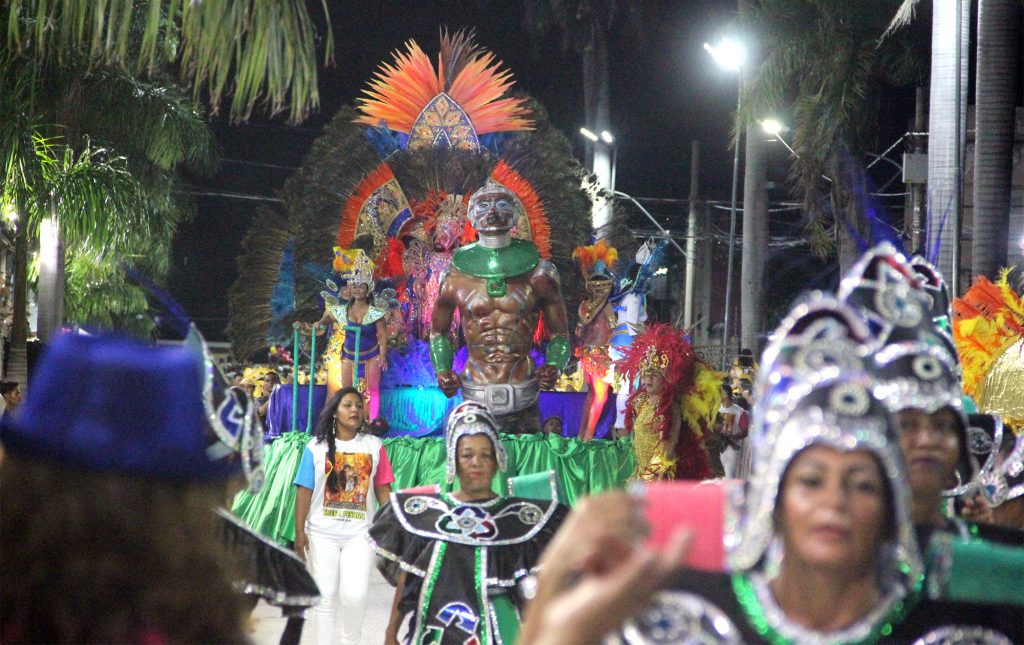 Carnaval corumbaense encerra em clima de romantismo e nostalgia