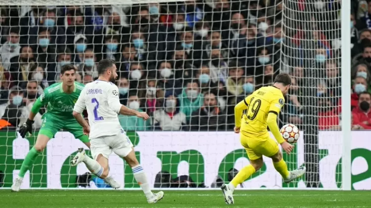 Brasileiros salvam, e Real elimina o Chelsea da Champions na prorrogação