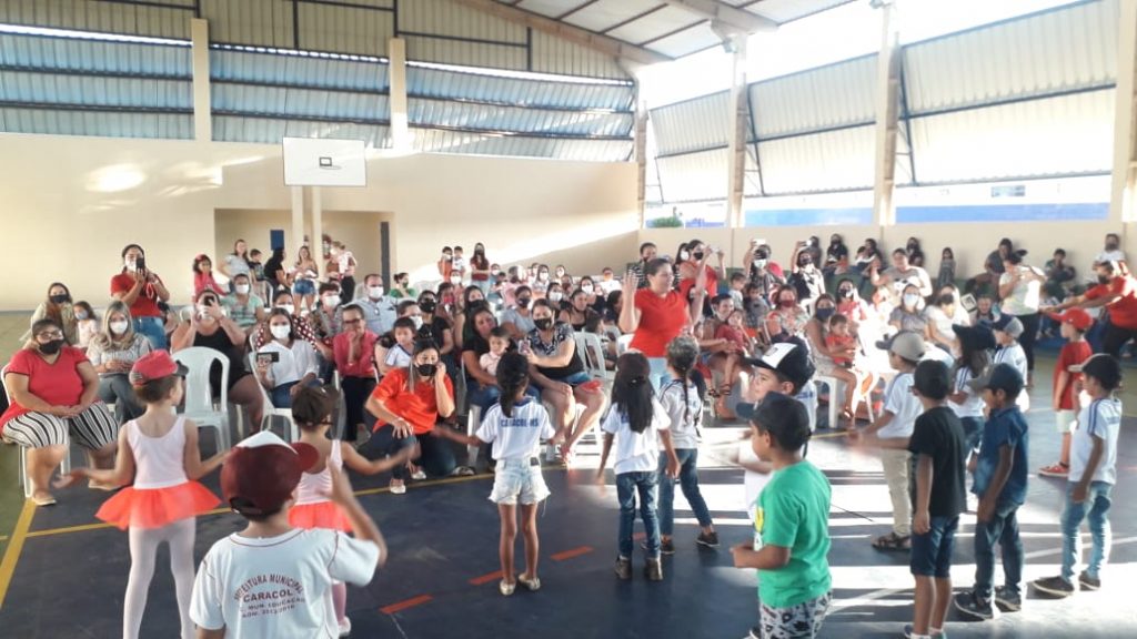 CEIM Hermito Benigno de Souza realizou programação de Dia das Mães em Caracol