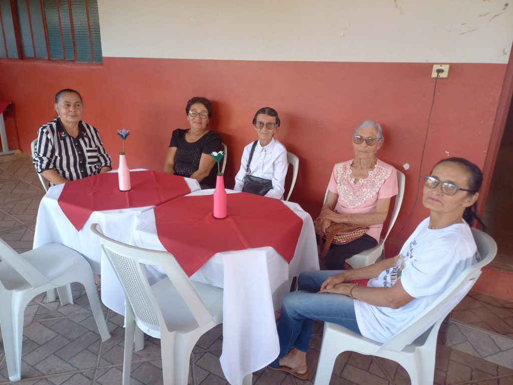 SCFV e Projeto Conviver de Caracol realizaram ação de Dia das Mães para participantes