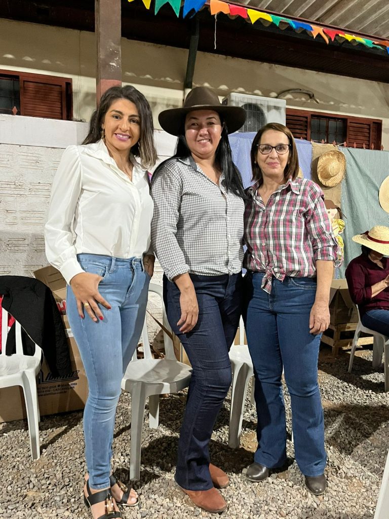 Com clima de alegria e descontração, Escola Municipal João José Leite da Silva de Caracol celebrou tradicional Festa Julina