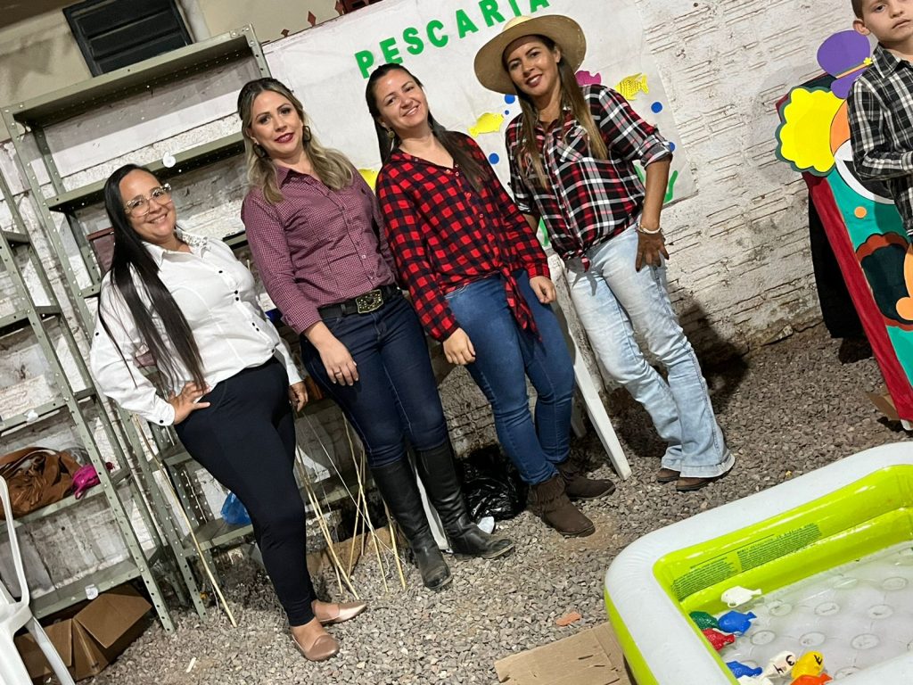 Com clima de alegria e descontração, Escola Municipal João José Leite da Silva de Caracol celebrou tradicional Festa Julina