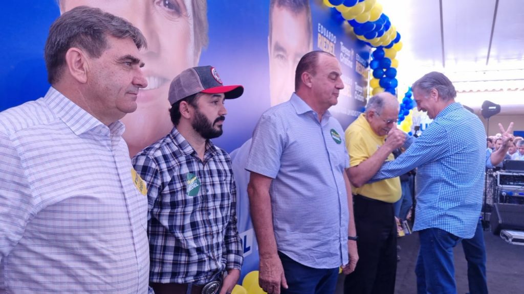 Prefeito Rogério Torquetti participa da convenção de Eduardo Riedel em Campo Grande