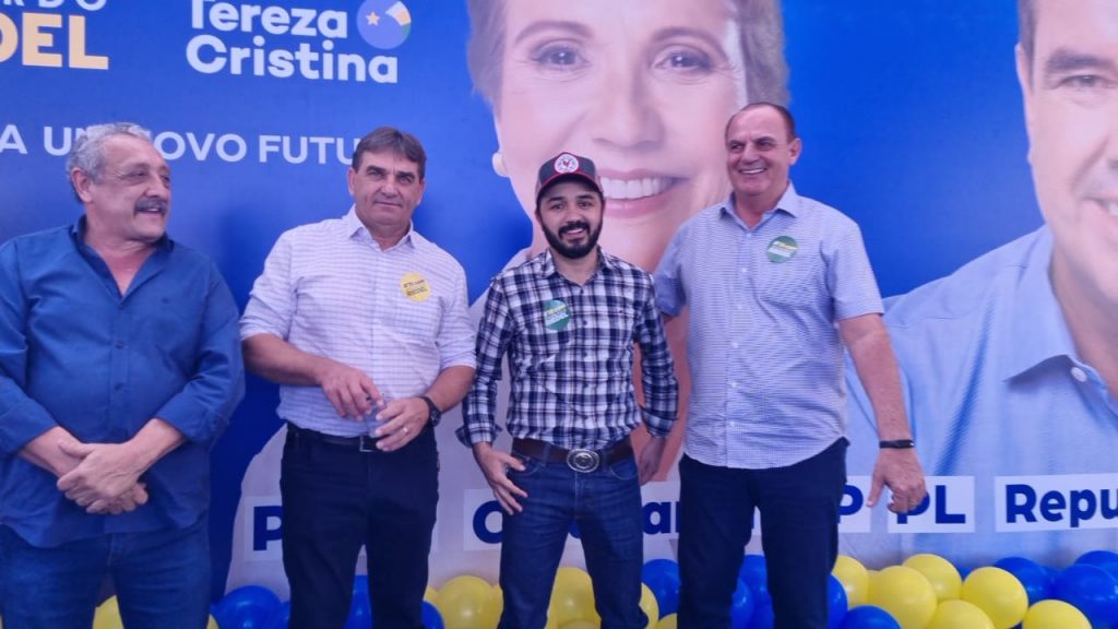 Neco Pagliosa, prefeito de Caracol, prestigia convenção de Eduardo Riedel na capital sul-mato-grossense