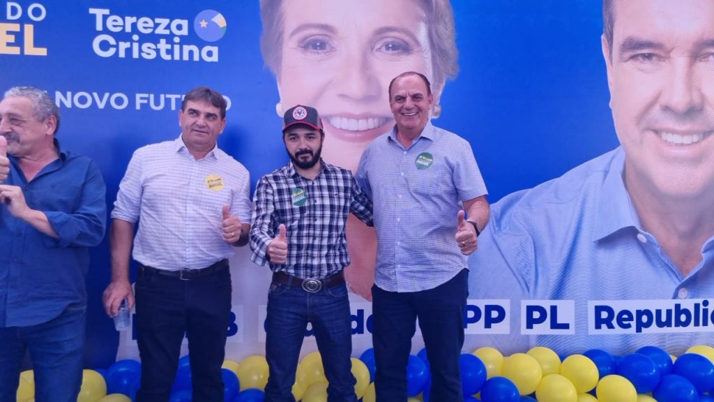 Neco Pagliosa, prefeito de Caracol, prestigia convenção de Eduardo Riedel na capital sul-mato-grossense