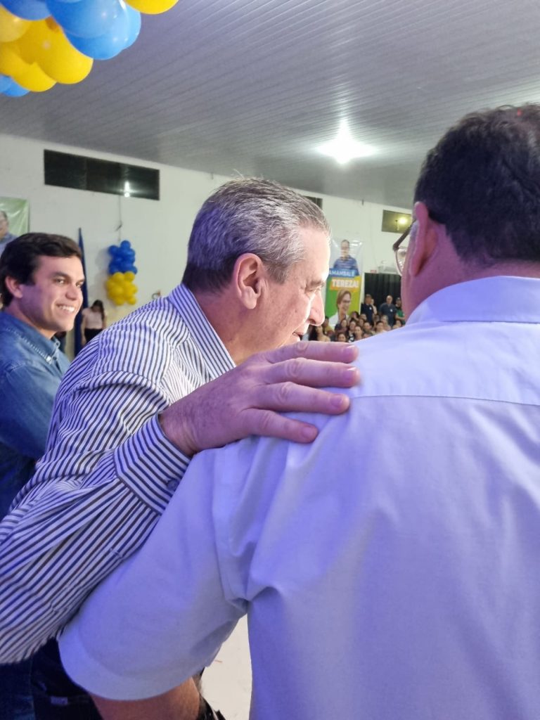 Com presença em massa da população, Paulo Corrêa lança campanha a Deputado Estadual em Amambai