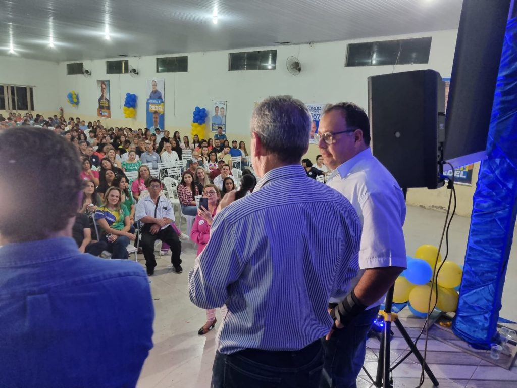 Com presença em massa da população, Paulo Corrêa lança campanha a Deputado Estadual em Amambai