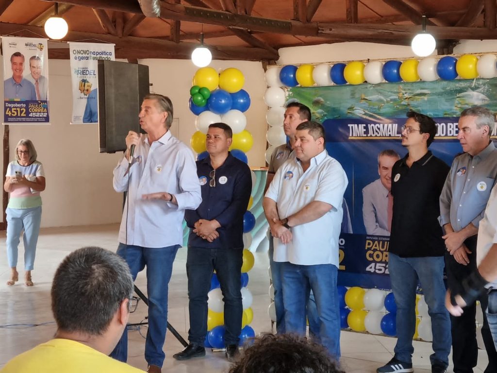 Em Bonito, prefeito Josmail comemora aniversário e coloca campanha na rua