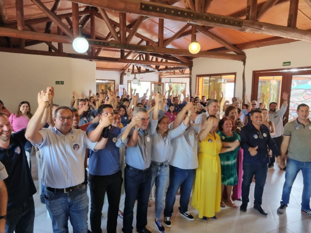 Em Bonito, prefeito Josmail comemora aniversário e coloca campanha na rua