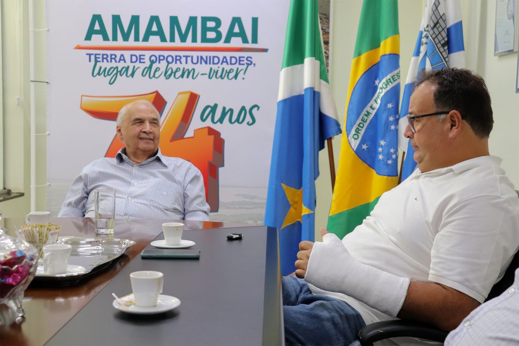 Dr. Bandeira recebe candidato a reeleição como deputado estadual Londres Machado