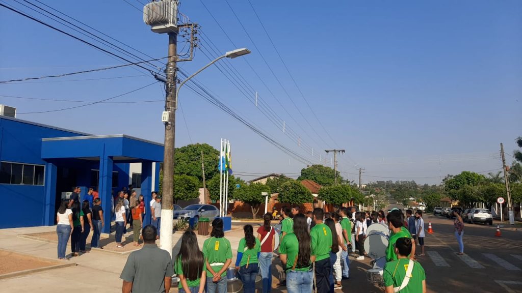 Solenidades alusivas à Semana da Pátria são realizadas em Caracol