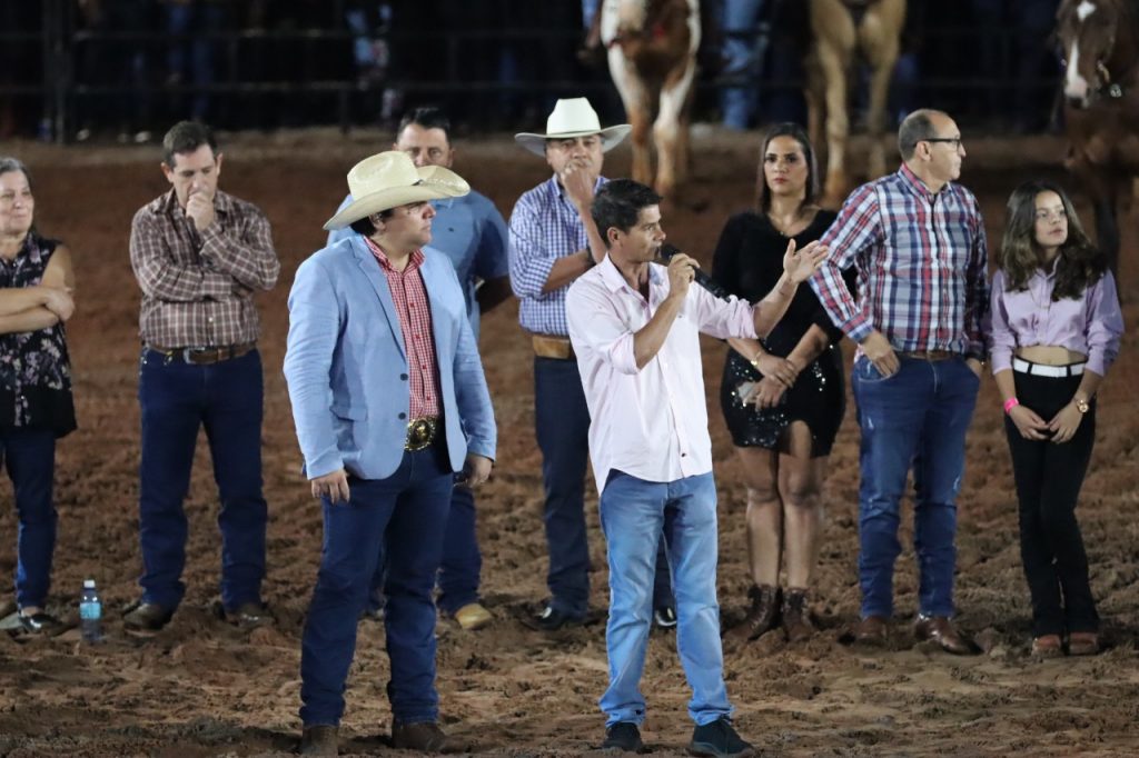 Prefeito Rogério Torquetti comemora: "Fizemos a maior festa da história de Tacuru"