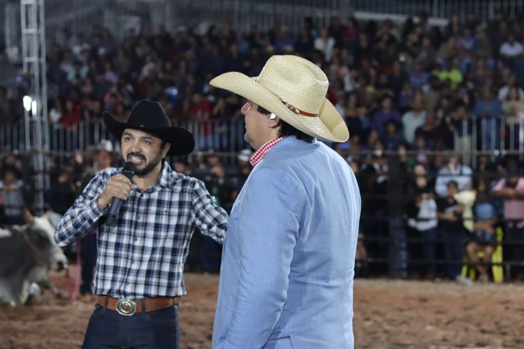 Prefeito Rogério Torquetti comemora: "Fizemos a maior festa da história de Tacuru"