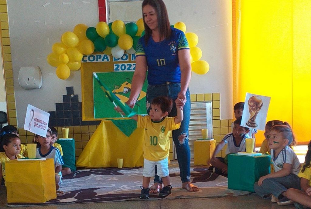 CEIM Hermito Benigno de Souza realiza atividades sobre a Copa do Mundo com estudantes