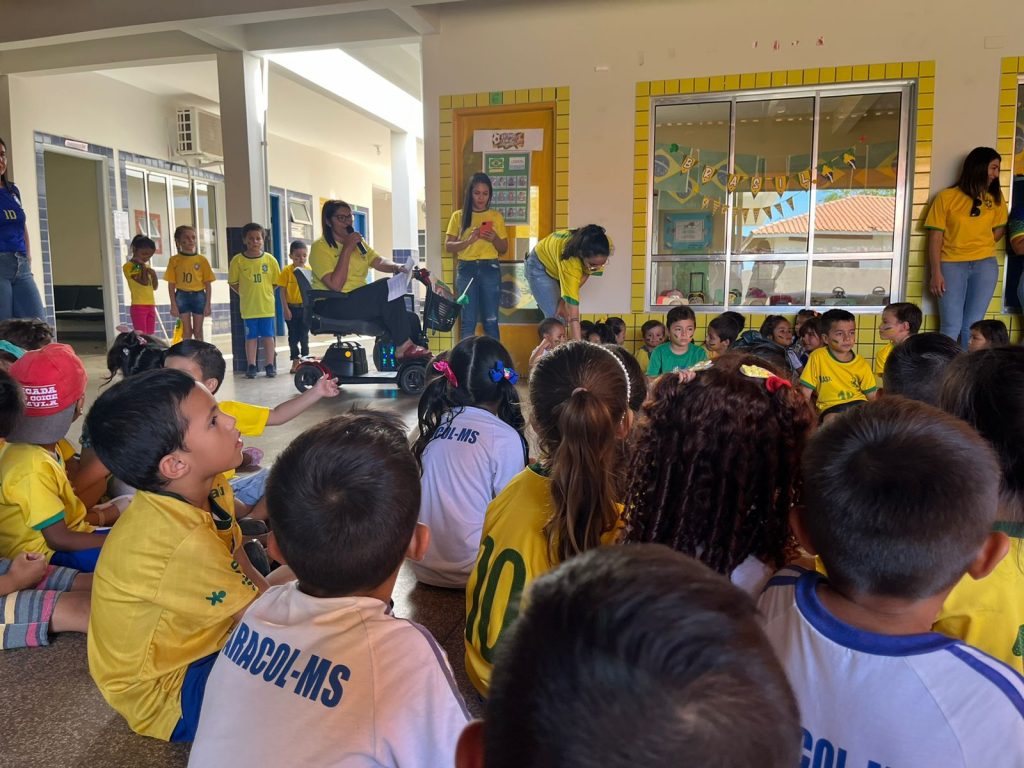 CEIM Hermito Benigno de Souza realiza atividades sobre a Copa do Mundo com estudantes