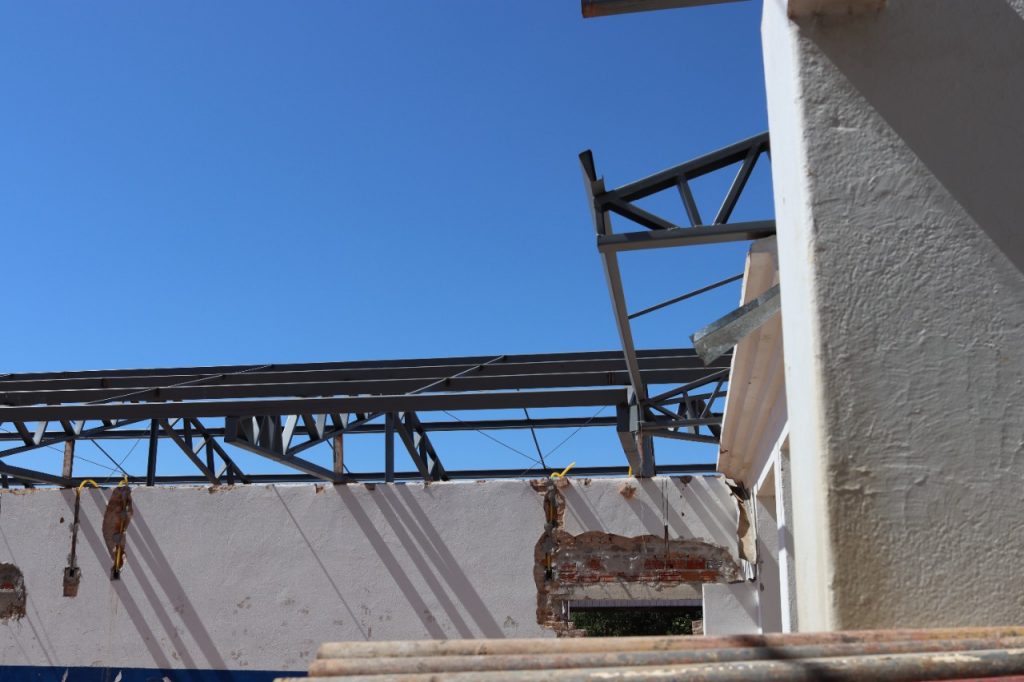 Prefeito Neco Pagliosa visita obras de reconstrução da Escola Estadual Dr. Rubens de Castro Pinto