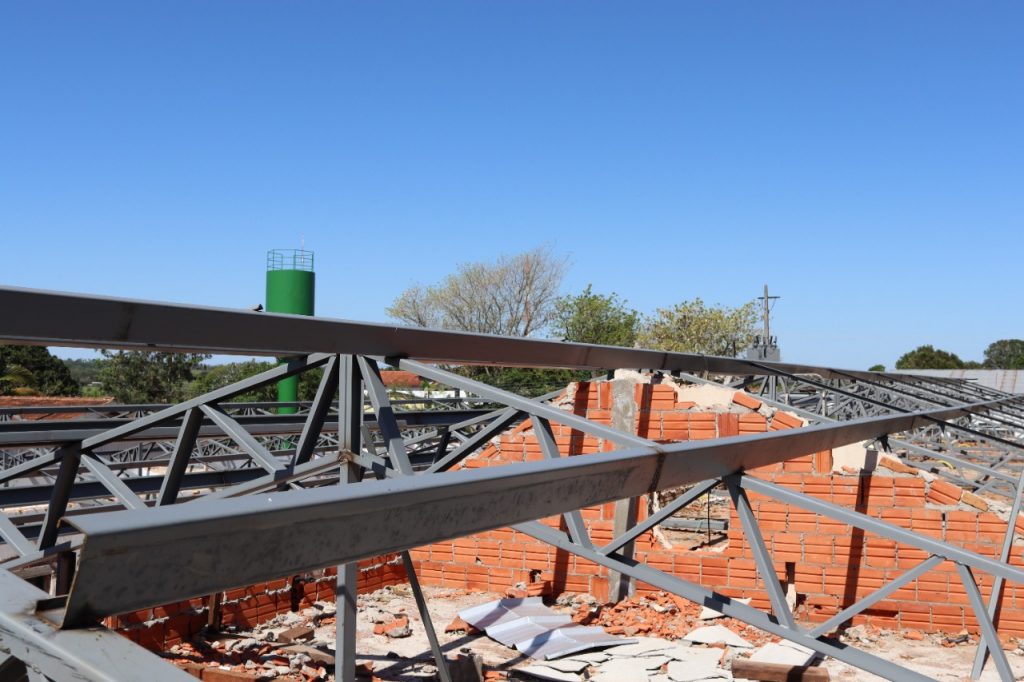 Prefeito Neco Pagliosa visita obras de reconstrução da Escola Estadual Dr. Rubens de Castro Pinto