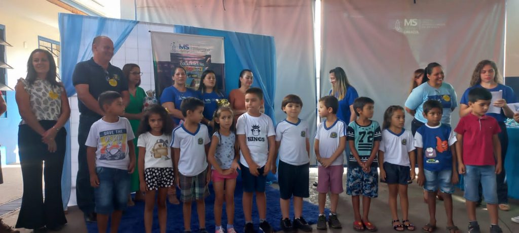 Prefeitura de Caracol premia alunos e professores destaque do programa MS Alfabetiza