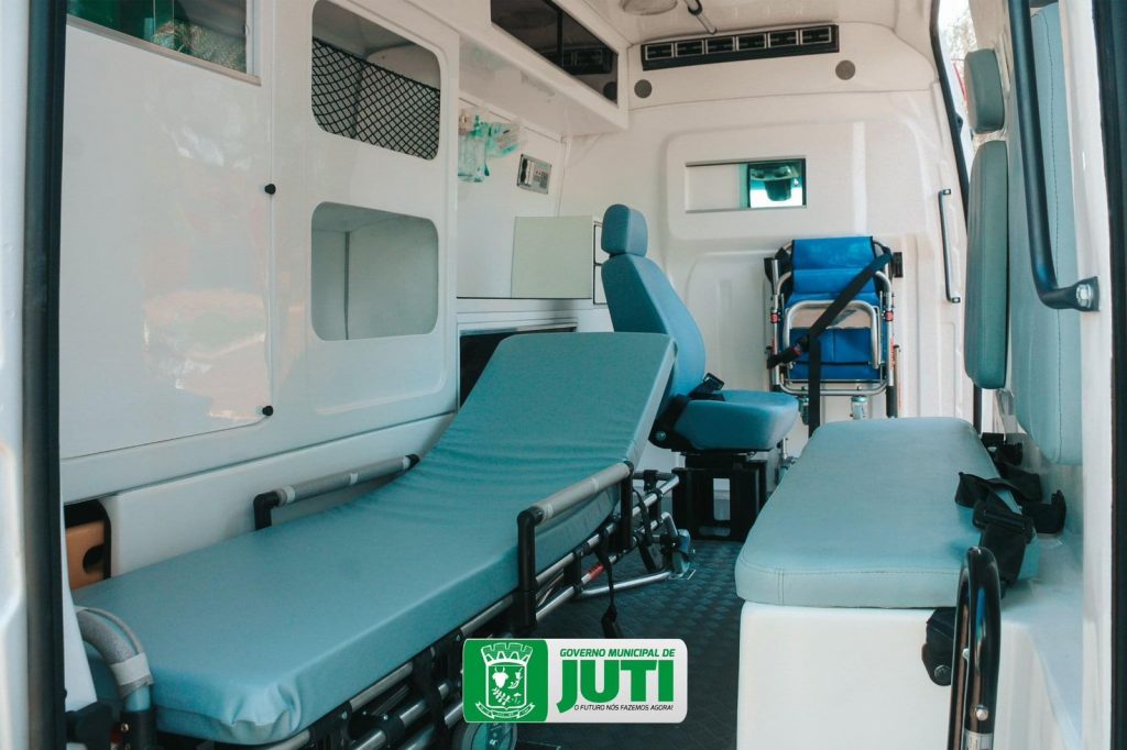 Prefeitura de Juti adquire nova ambulância Semi UTI para uso da saúde do município