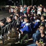 Com muita emoção e alegria, multidão prestigia inauguração da Iluminação Natalina de Caracol