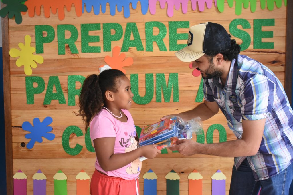 Volta às aulas em Tacuru: 1812 alunos iniciam ano letivo de 2023