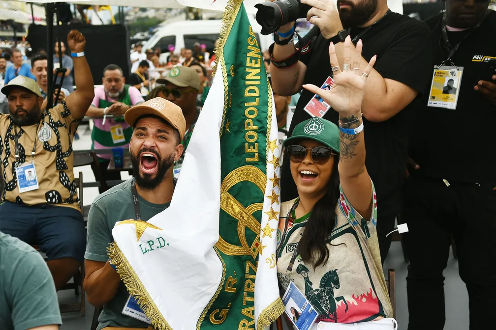 Imperatriz Leopoldinense é a campeã do carnaval 2023 do Rio, um ano depois de retornar à elite