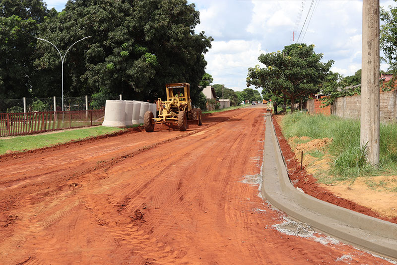 Prefeito Gilson comemora o avanço do maior projeto de asfalto da história de Juti