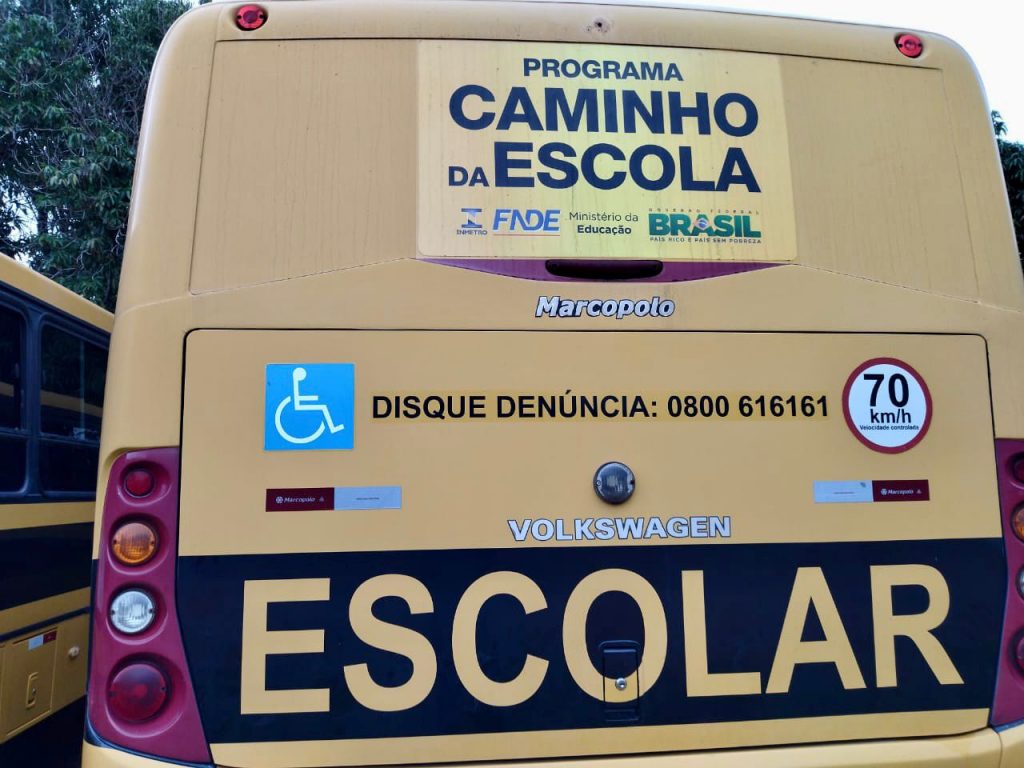 Veículos de transporte escolar da Prefeitura de Caracol foram vistoriados pelo DETRAN Veículos de transporte escolar da Prefeitura de Caracol foram vistoriados pelo DETRAN