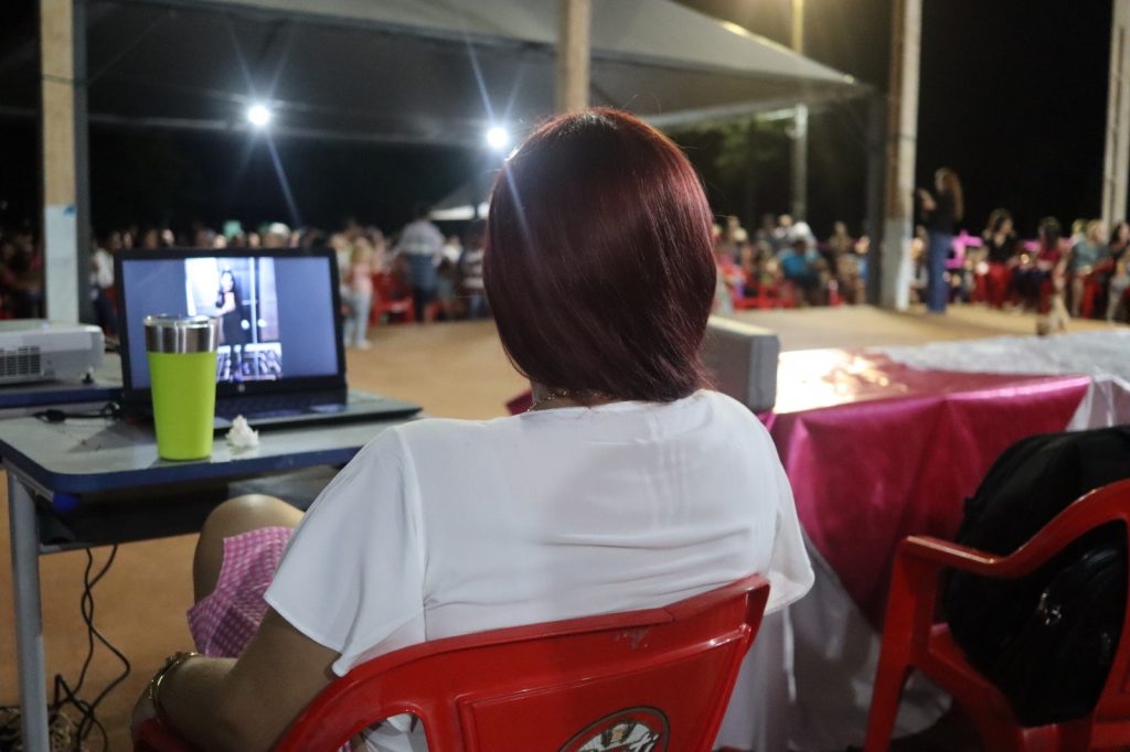 Evento especial de Dia Internacional da Mulher é sucesso de público em Tacuru