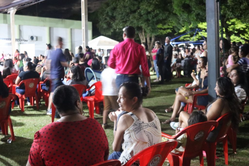 Evento especial de Dia Internacional da Mulher é sucesso de público em Tacuru