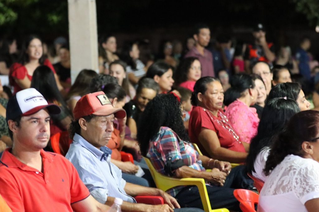 Evento especial de Dia Internacional da Mulher é sucesso de público em Tacuru