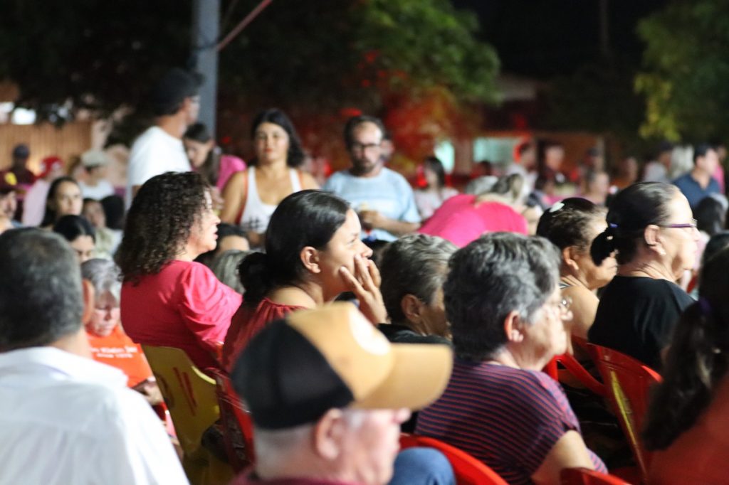 Evento especial de Dia Internacional da Mulher é sucesso de público em Tacuru