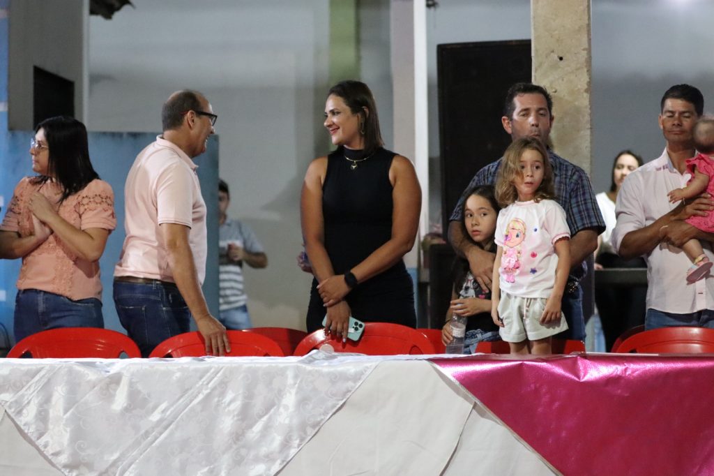 Evento especial de Dia Internacional da Mulher é sucesso de público em Tacuru