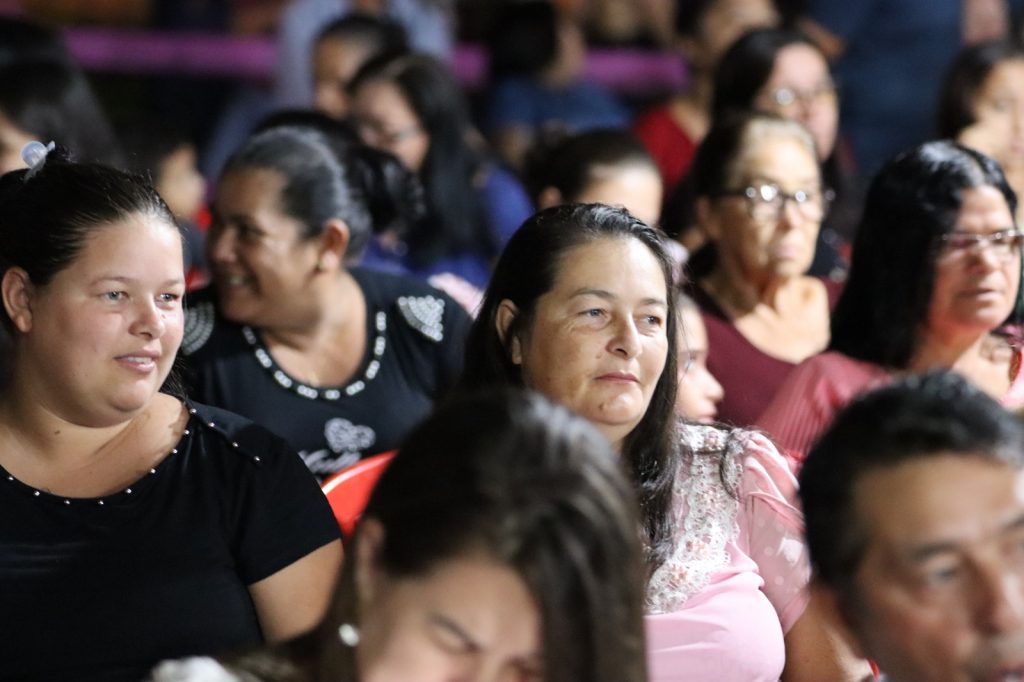 Evento especial de Dia Internacional da Mulher é sucesso de público em Tacuru