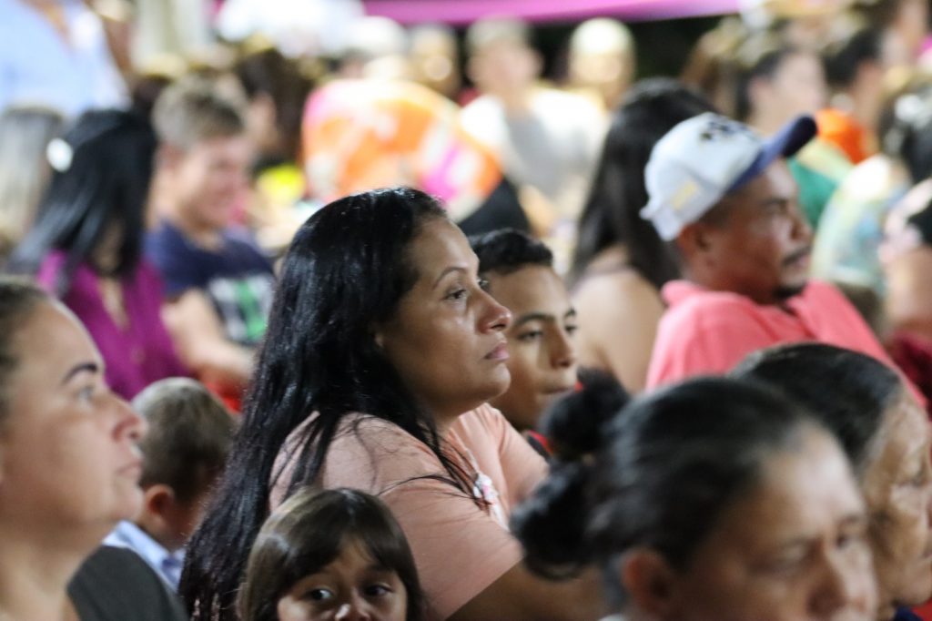 Evento especial de Dia Internacional da Mulher é sucesso de público em Tacuru