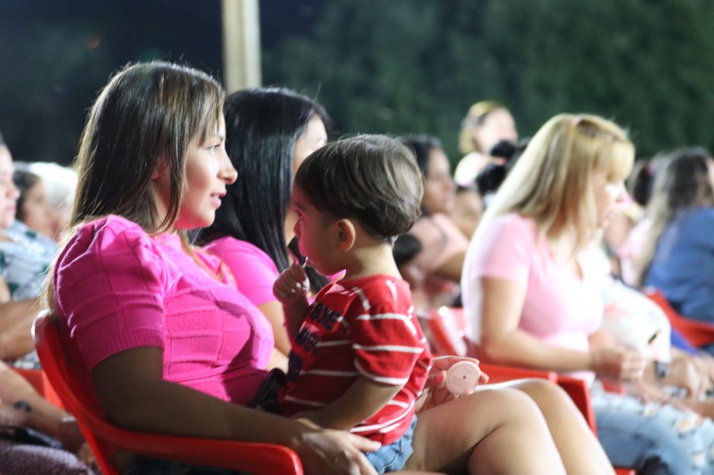 Evento especial de Dia Internacional da Mulher é sucesso de público em Tacuru