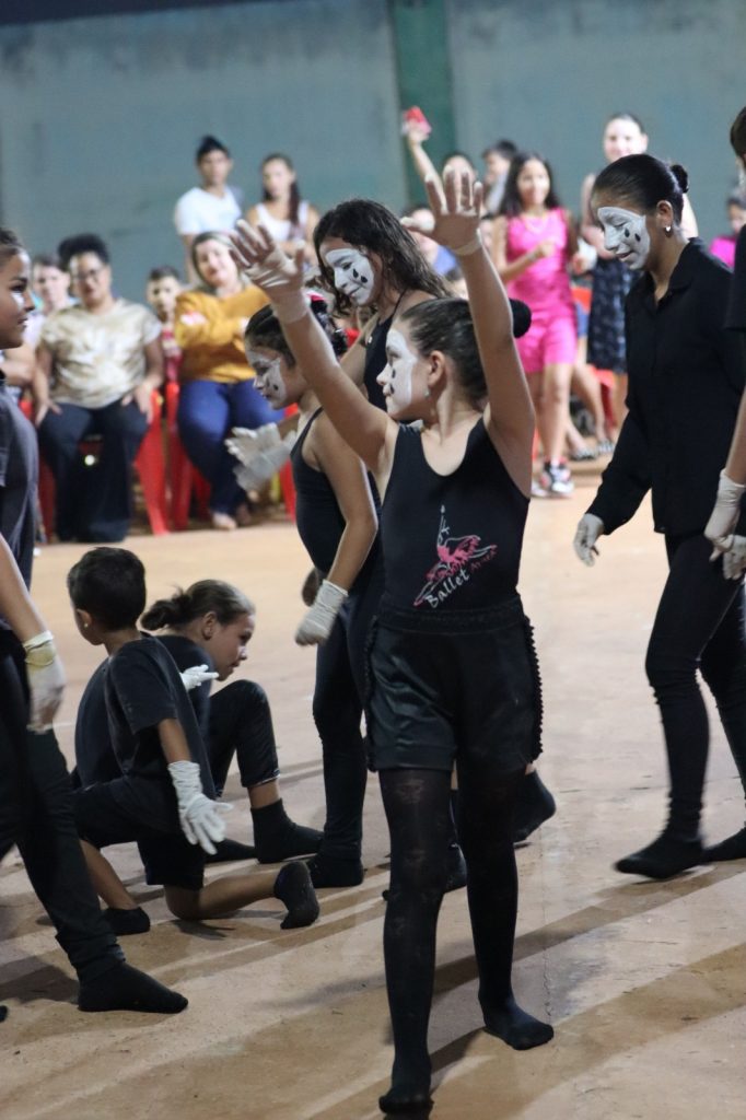 Evento especial de Dia Internacional da Mulher é sucesso de público em Tacuru