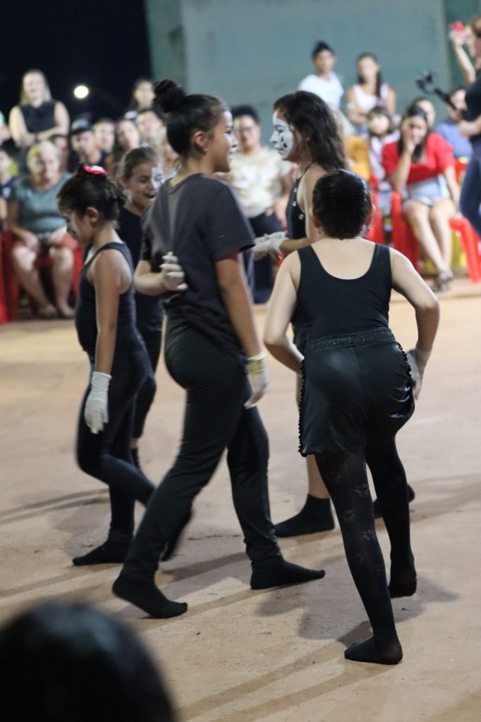 Evento especial de Dia Internacional da Mulher é sucesso de público em Tacuru