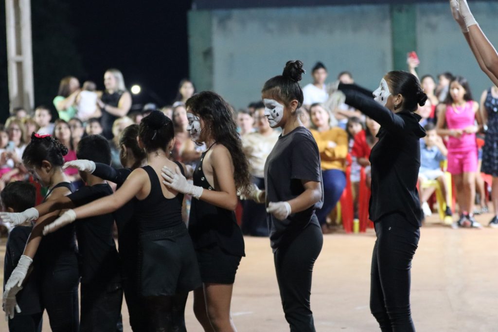 Evento especial de Dia Internacional da Mulher é sucesso de público em Tacuru