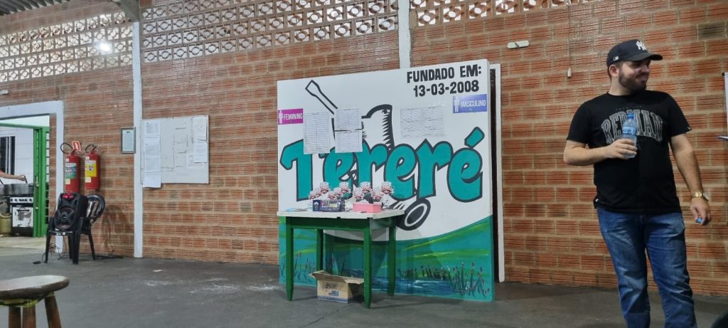 Com muita resenha e disputa, Torneio de Truco do Clube Tereré tem sucesso de participação