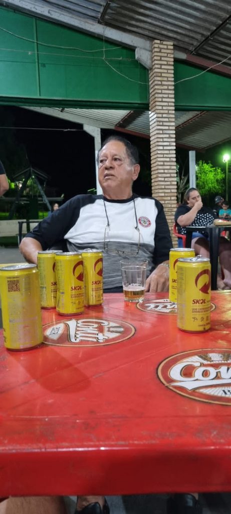 Com muita resenha e disputa, Torneio de Truco do Clube Tereré tem sucesso de participação