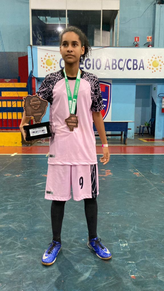 Seleção feminina de Futsal de Juti conquista premiação nos Jogos Escolares da Juventude