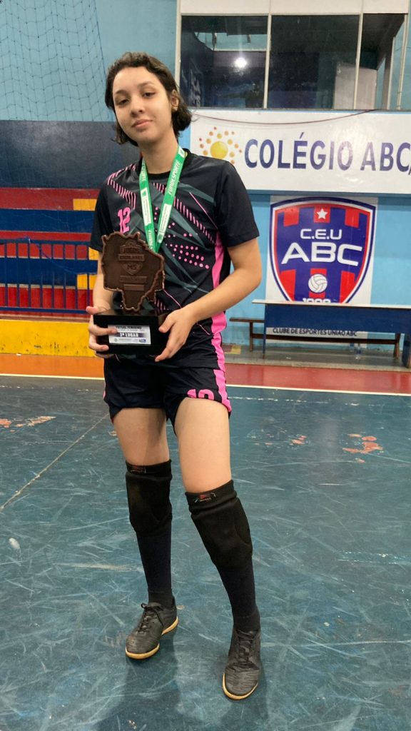 Seleção feminina de Futsal de Juti conquista premiação nos Jogos Escolares da Juventude