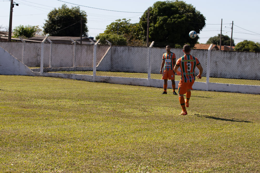 Primeira rodada do Campeonato Municipal de Futebol Suíço reúne grande público em Juti